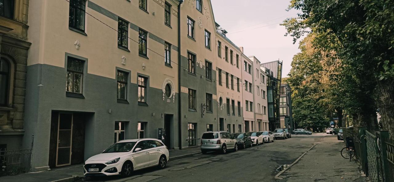 V311 Apartment Riga Esterno foto